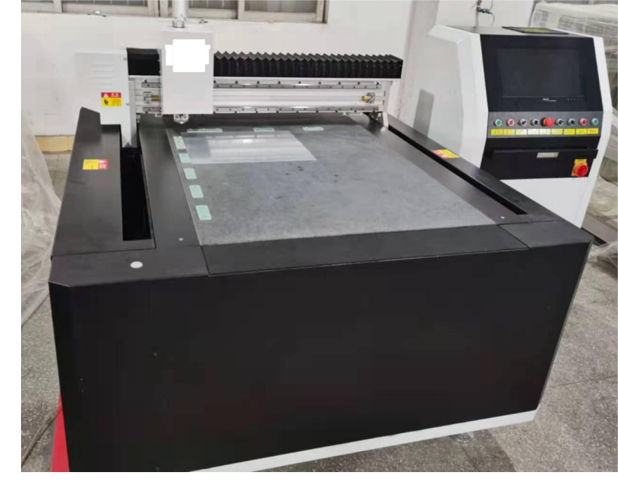 Máquina cortadora de vidrio ultrafina CNC